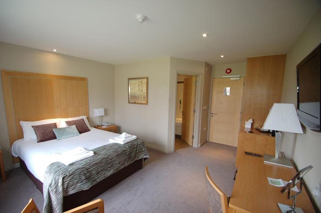 Kings Court Hotel 알세스터 외부 사진