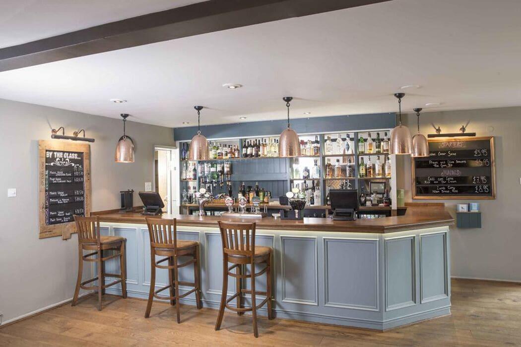 Kings Court Hotel 알세스터 외부 사진